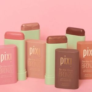 X 5 Pixi On the glow Bronzer Blush